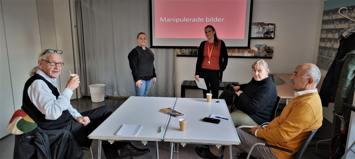 Workshop inför fototävling på biblioteket i Fisksätra. 