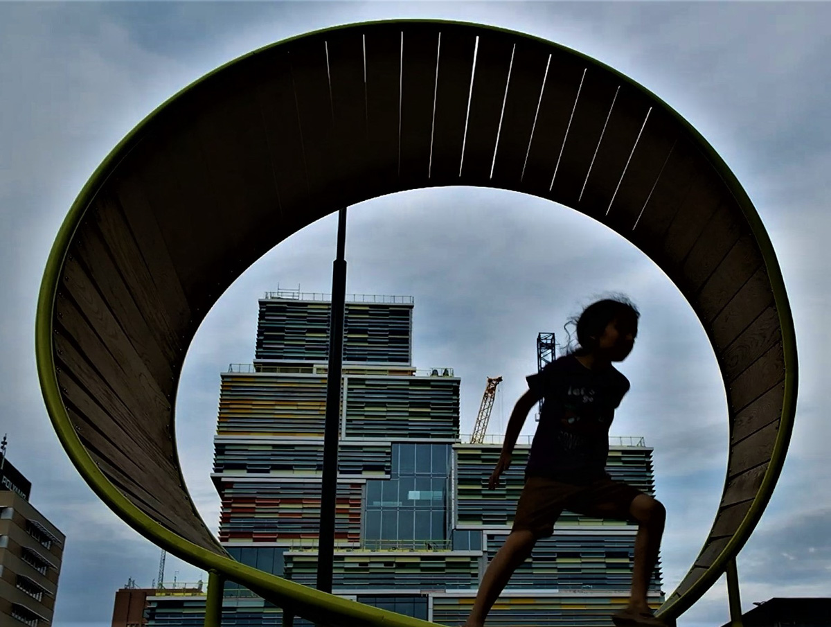 Lekparken i Malmparken invigs och Färgskrapan i Sollentuna är nästan klar​.