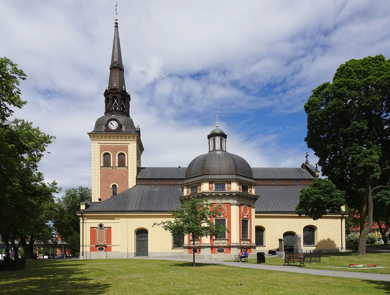 Exteriör av kyrka